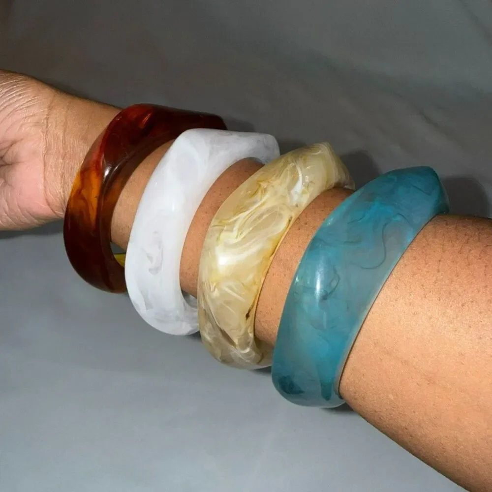 4-piece Set Chunky Smooth Acrylic Stackable Bangles